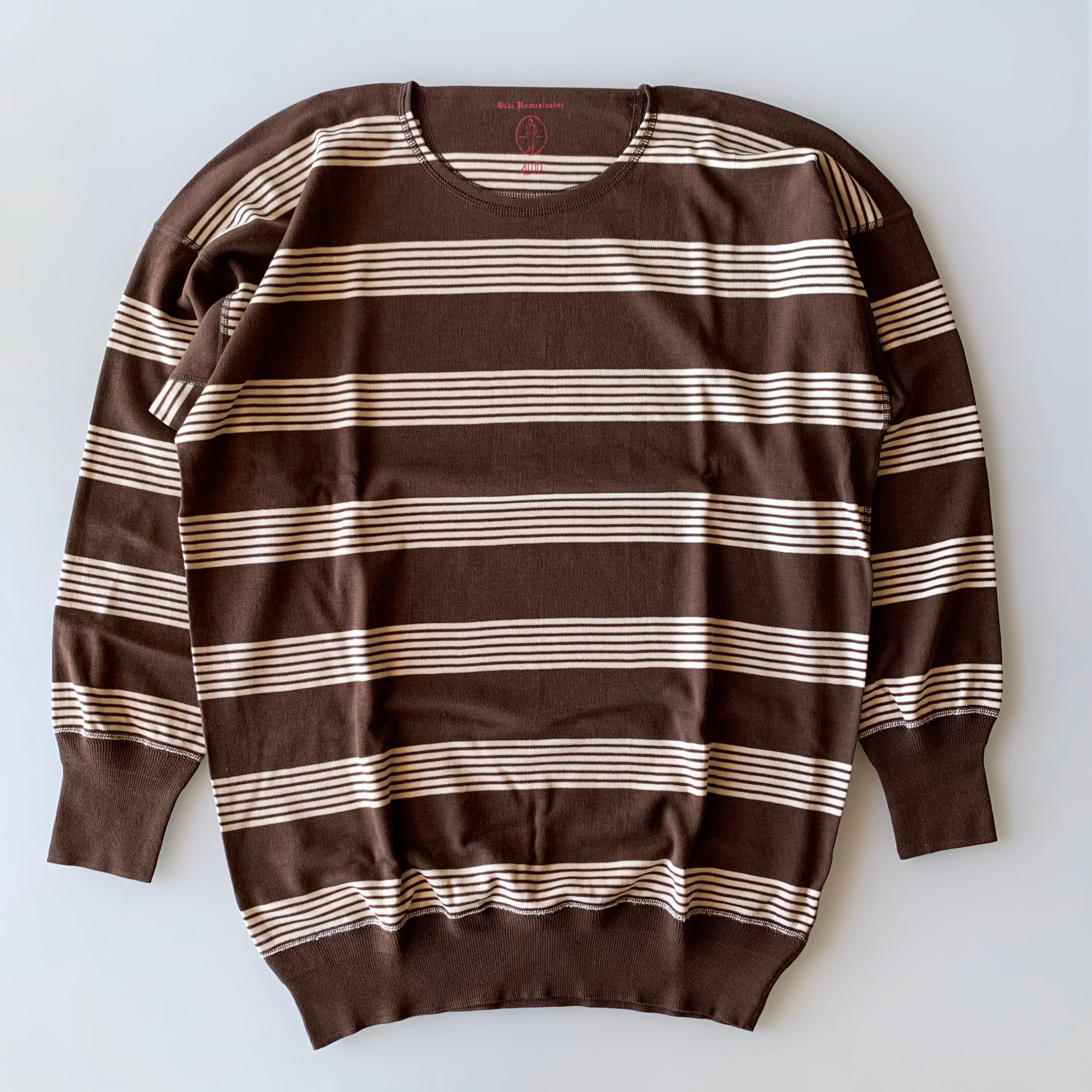 US004 Crew Neck Long Sleeve in Chestnut x Écru - Tempo