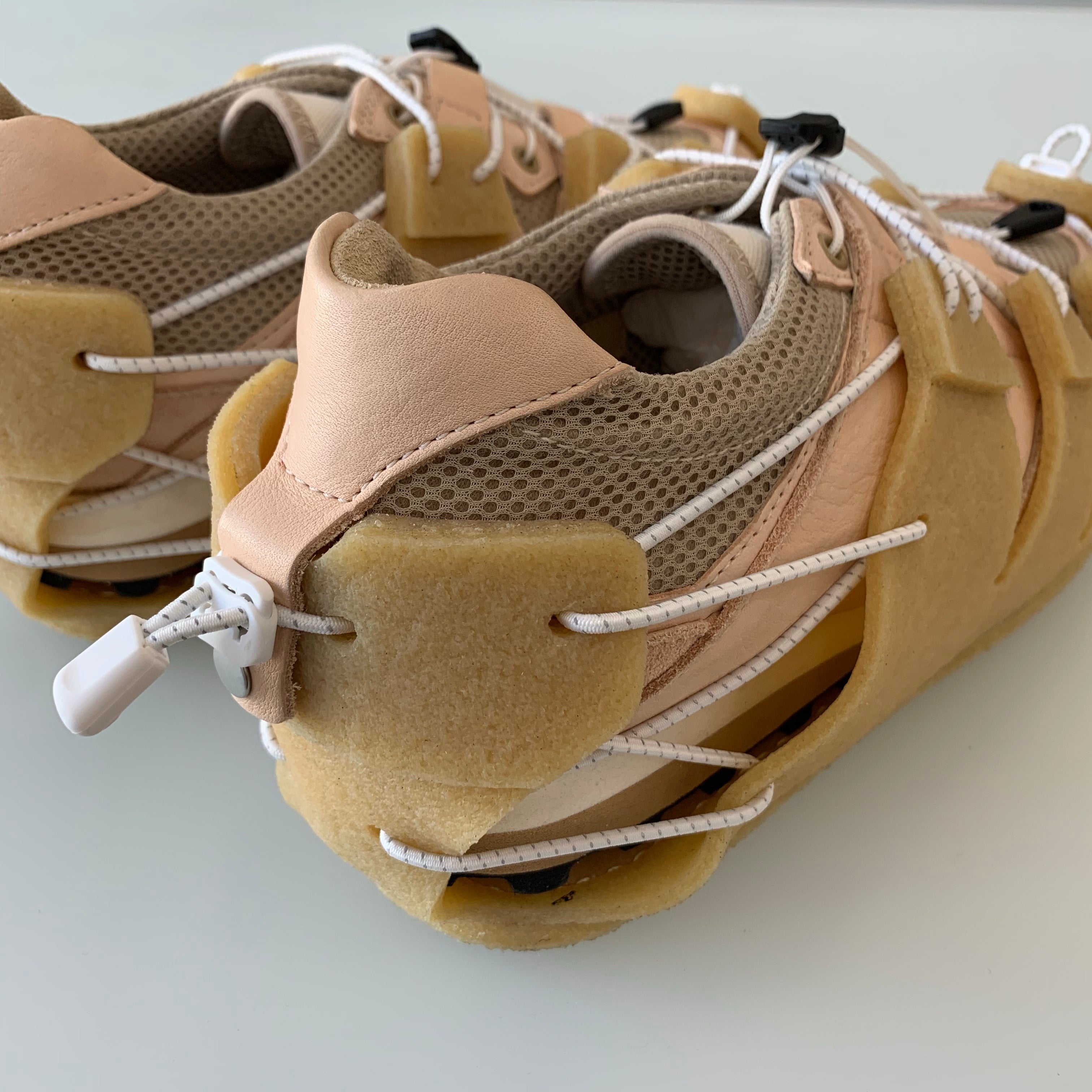 Moor in Beige - Tempo