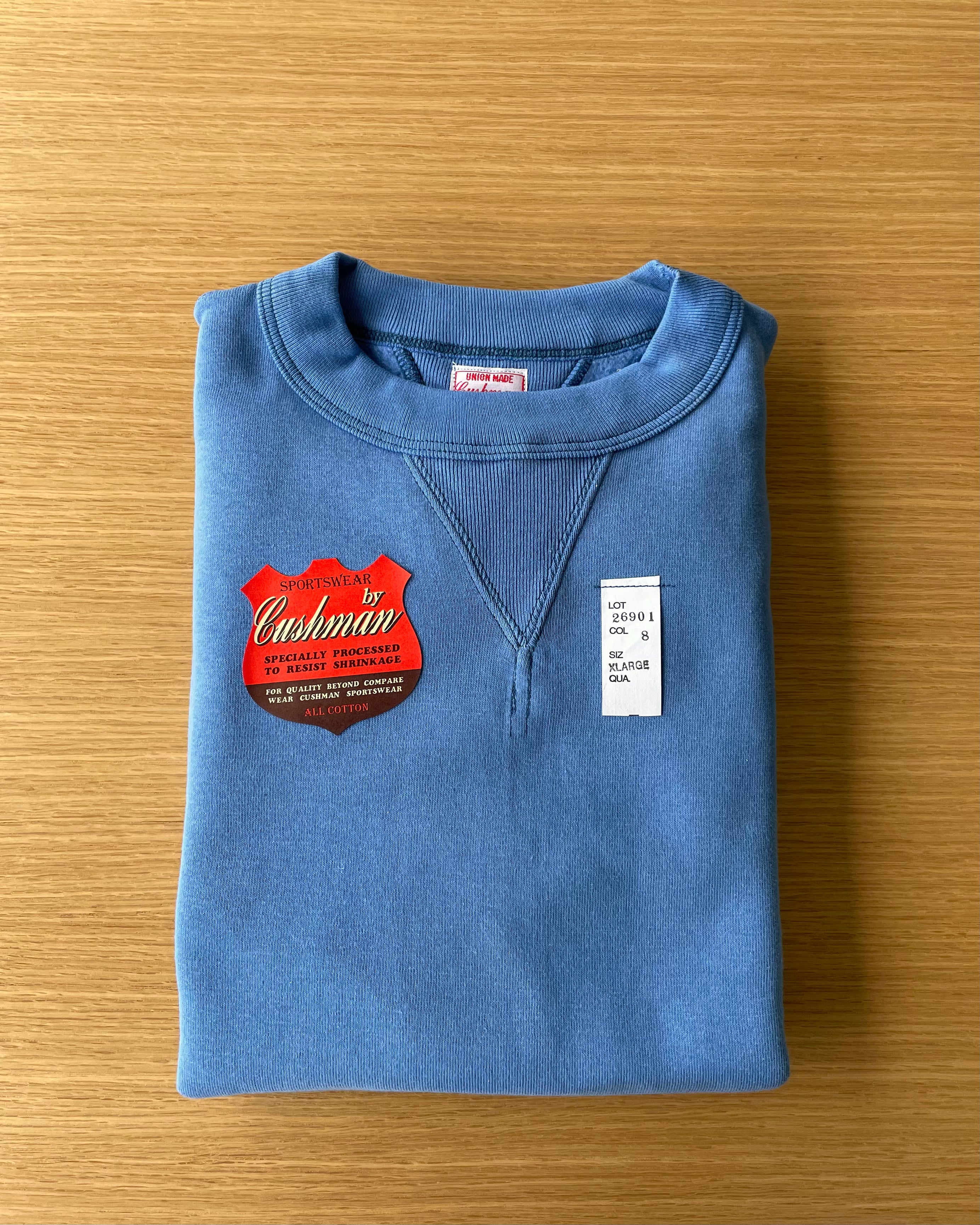 Tsuri-Ami Loopwheel Set-In-Sleeve Sweatshirt in Sax Blue - Tempo