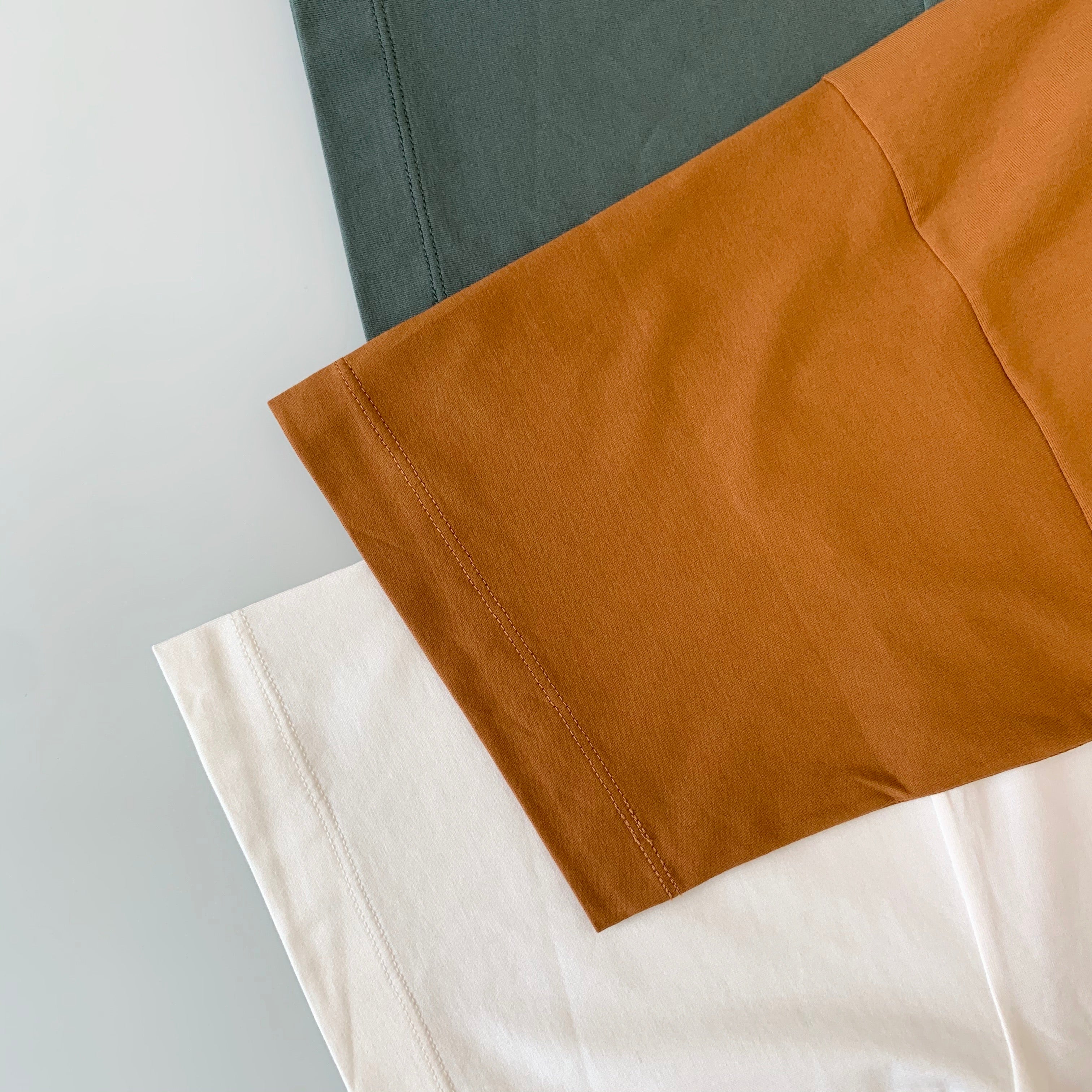 Suvin Plain Stitch Crew Neck Short Sleeve - Brown - Tempo