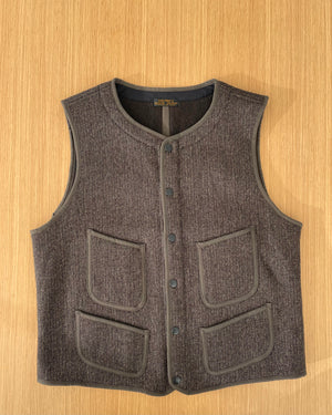 Brown's Beach Early Vest in Oxford Grey - Tempo