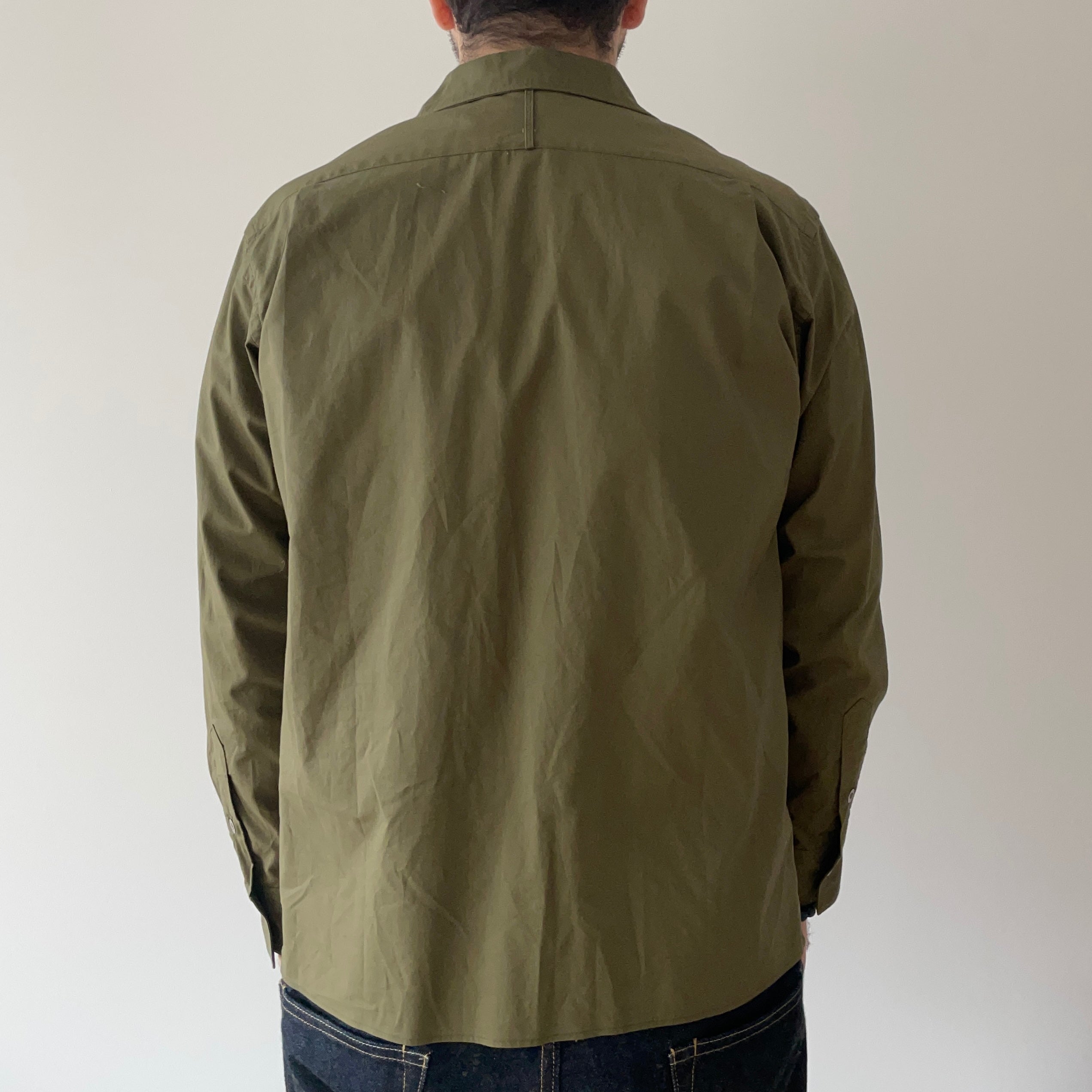 "Orleans" Lightweight Cotton Poplin Shirt in Army Green