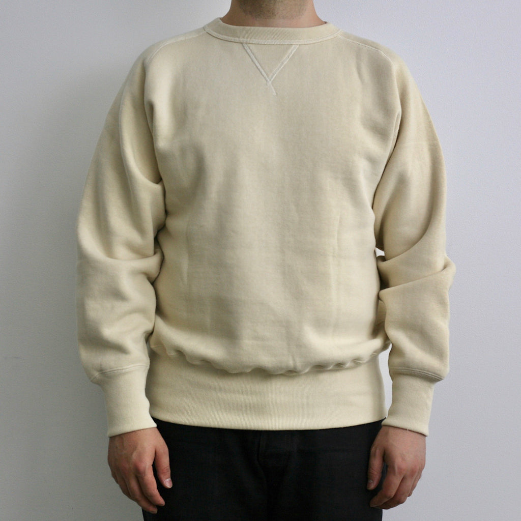 Tsuri-Ami Loopwheel Freedom-Sleeve Sweatshirt in Ivory - Tempo