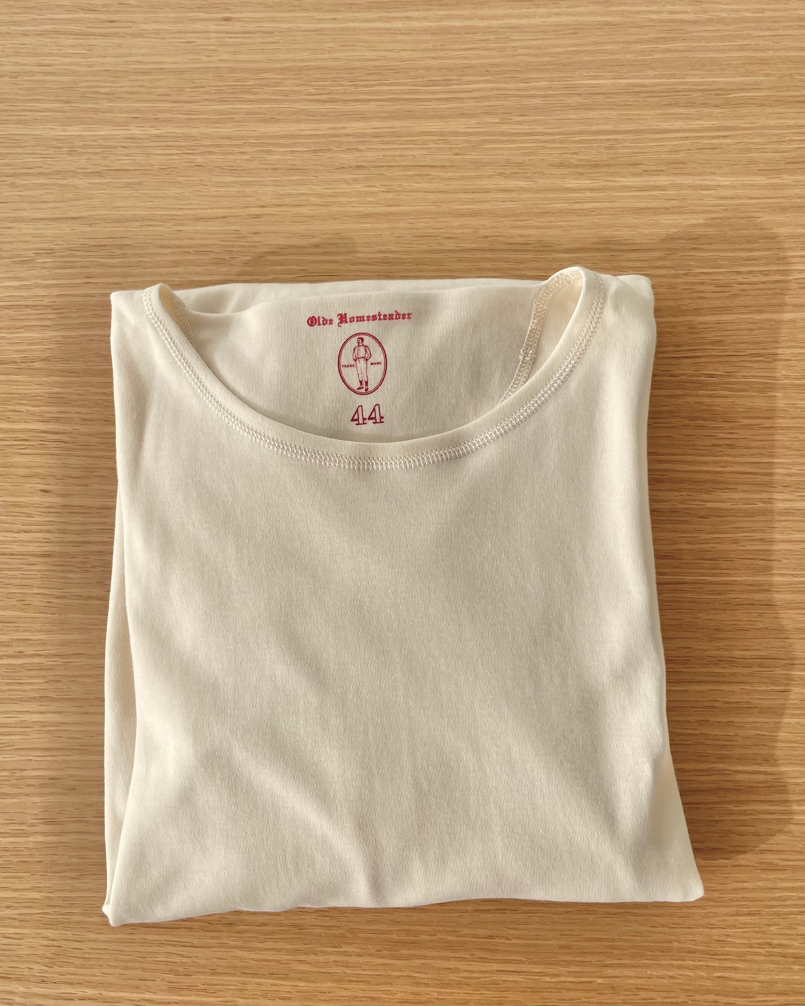US004 Crew Neck Long Sleeve in Ivory - Tempo