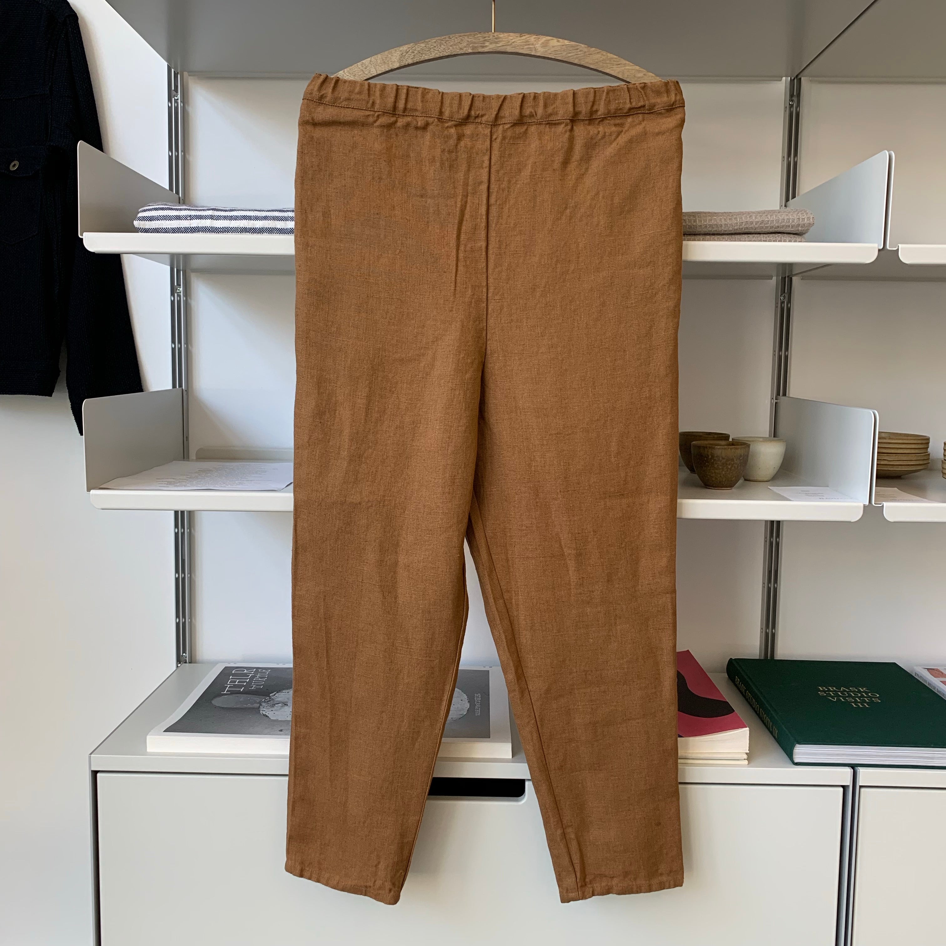 Linen Drop-Crotch Tapered Pants in Ocre