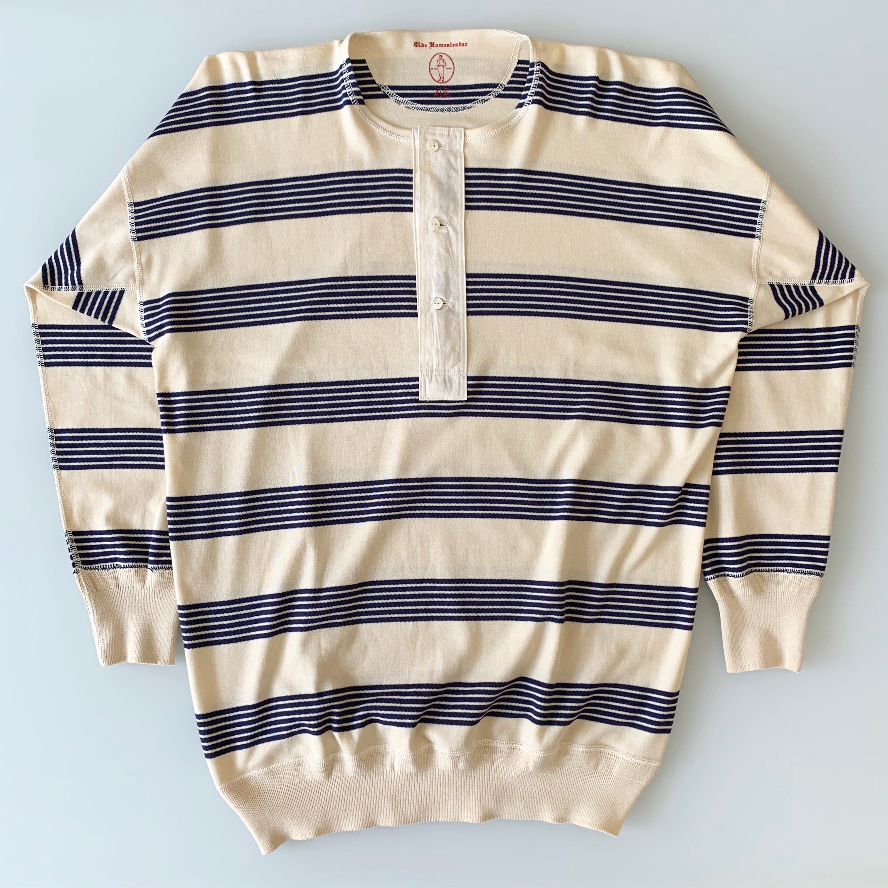 US001 Henley Neck Long Sleeve in Écru x Navy - Tempo