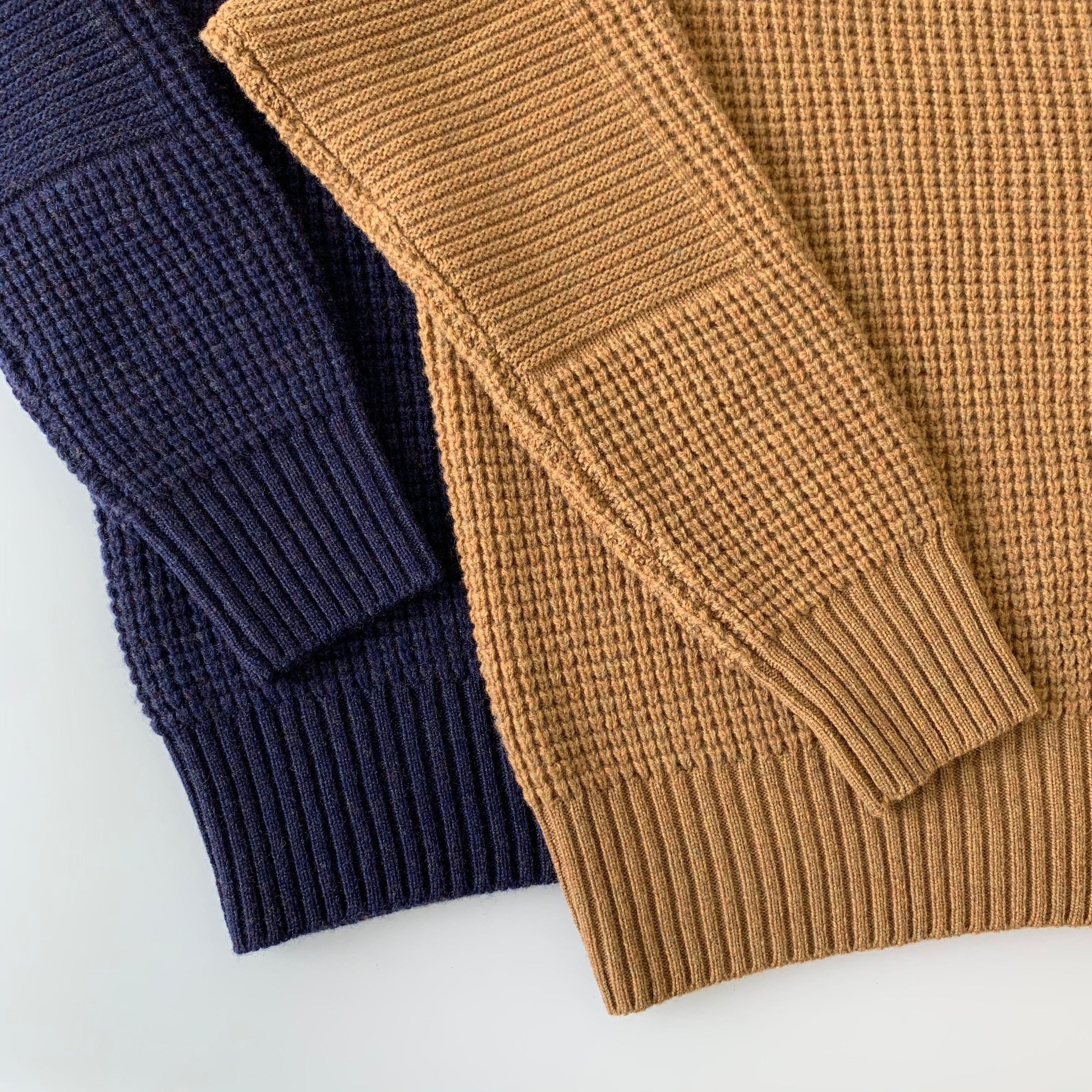 Merino Super Lamb Big Waffle Command Sweater in Golden Brown - Tempo