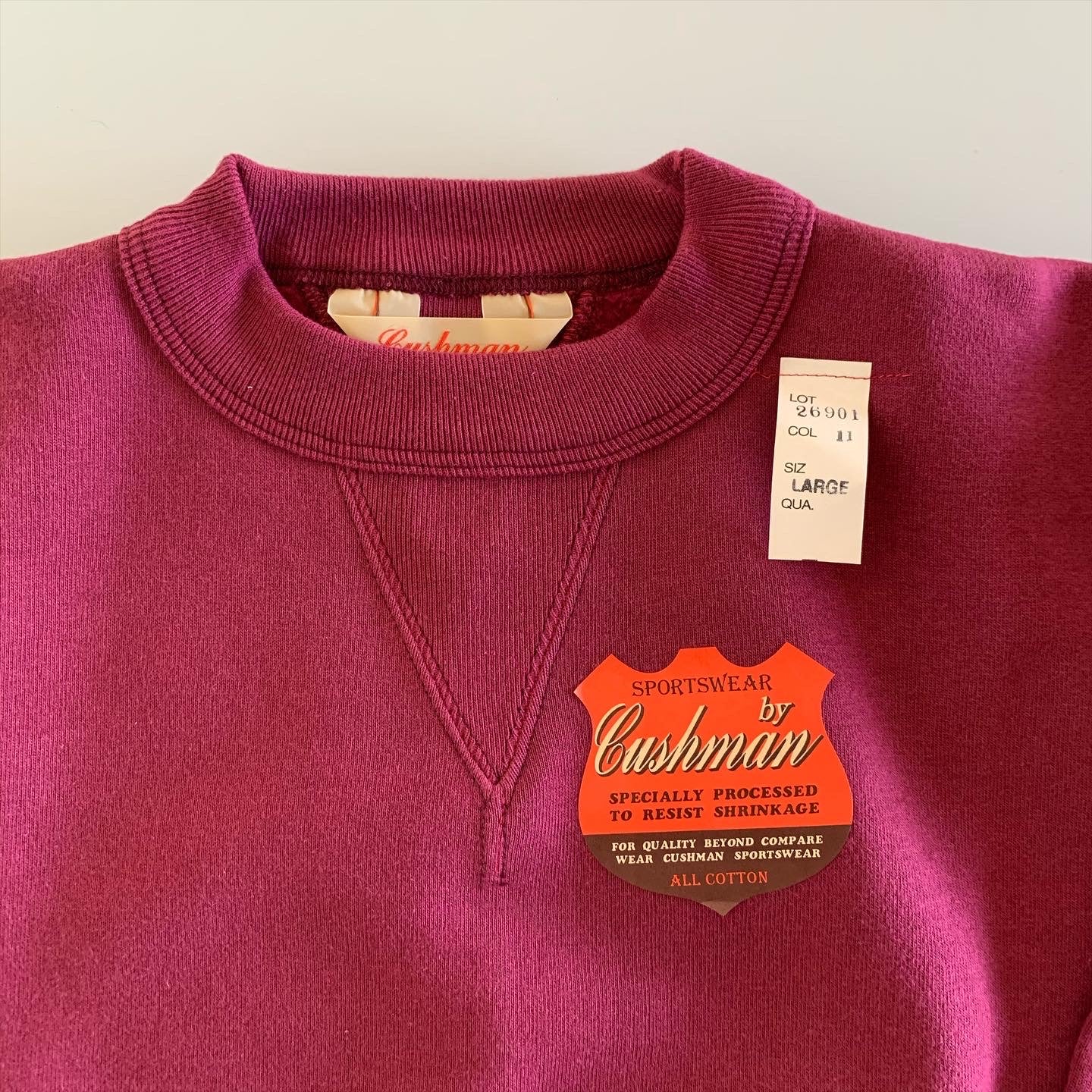 Tsuri-Ami Loopwheel Set-In-Sleeve Sweatshirt in Wine - Tempo