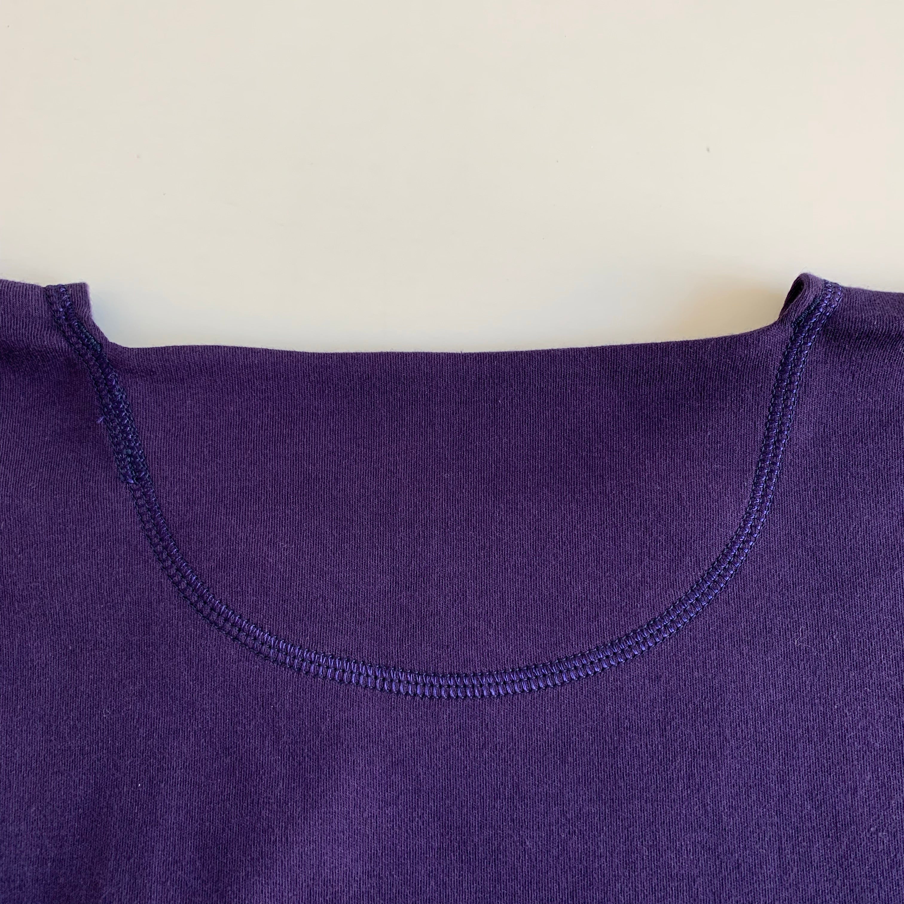 US004 Crew Neck Long Sleeve in Navy - Tempo