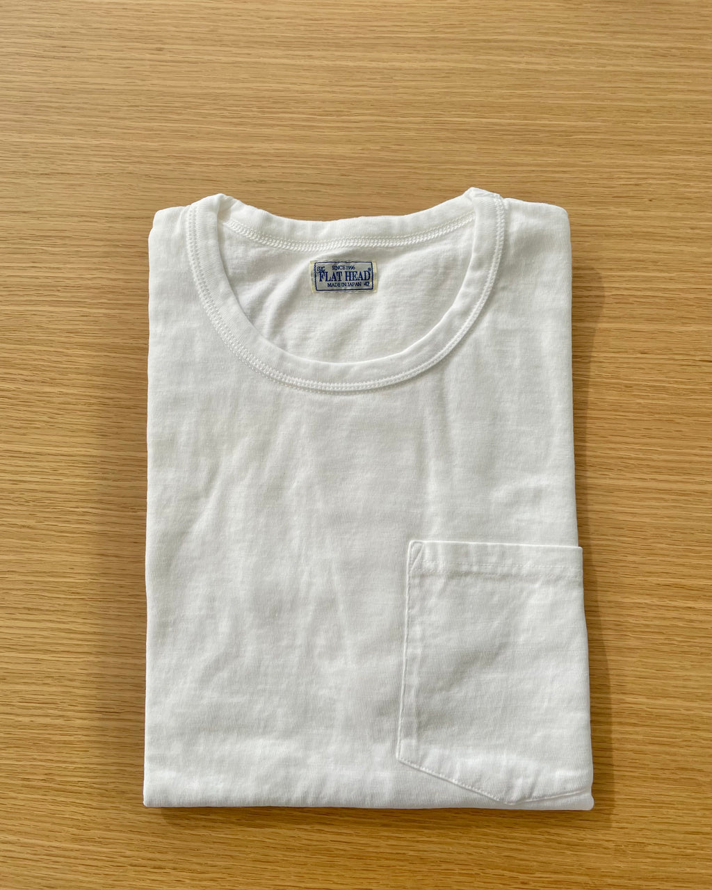 Tsuri-Ami Loopwheel Pocket T-shirt in White - Tempo