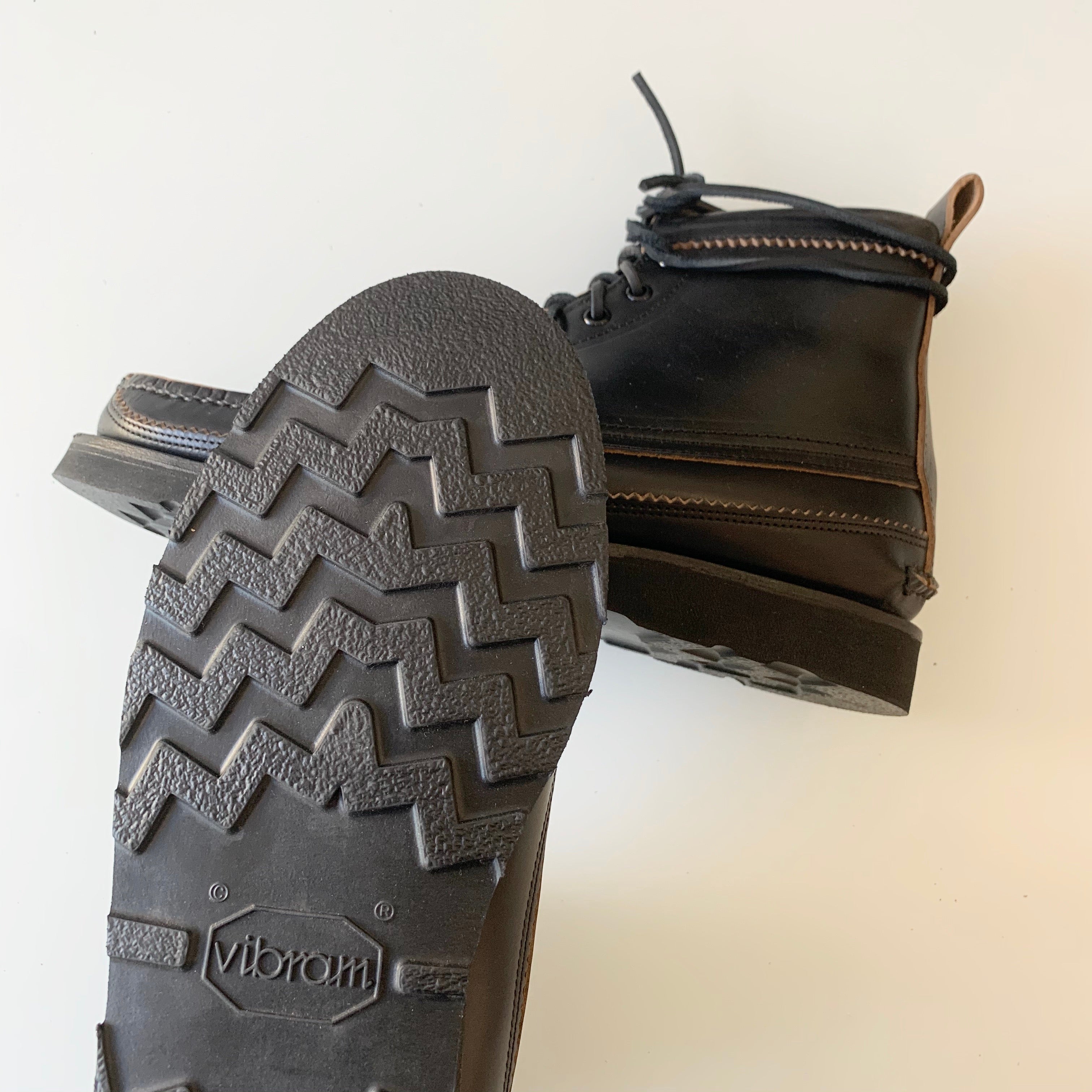 Maine Guide 6 Eye DB Boots in G Black - Tempo