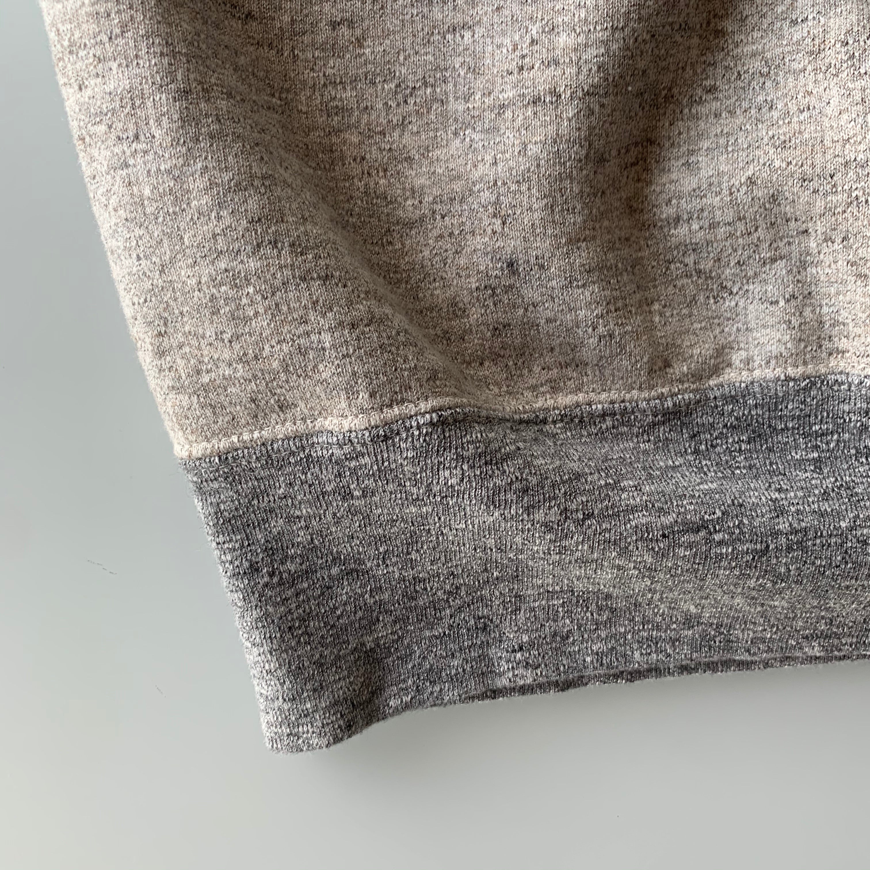 Vintage Slub Cotton 1930's Raglan Sweatshirt in Heather Brown x Heather Grey - Tempo