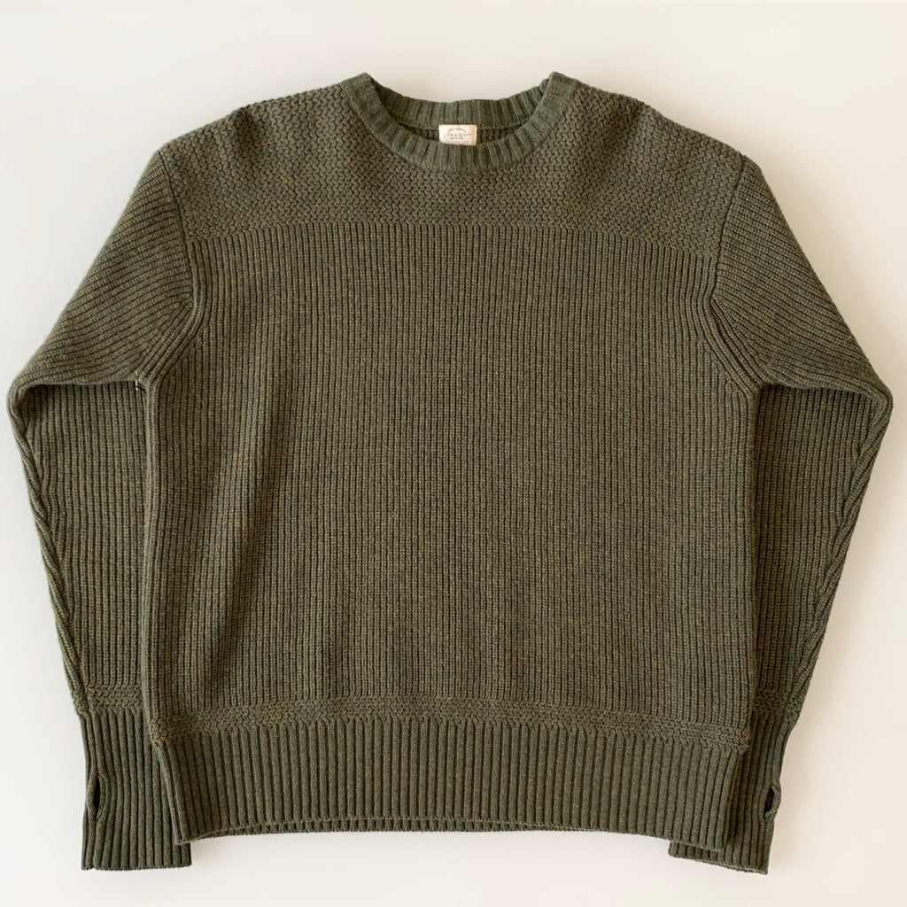 Merino Super Lamb Classic Military Crewneck Sweater in Ash Olive - Tempo