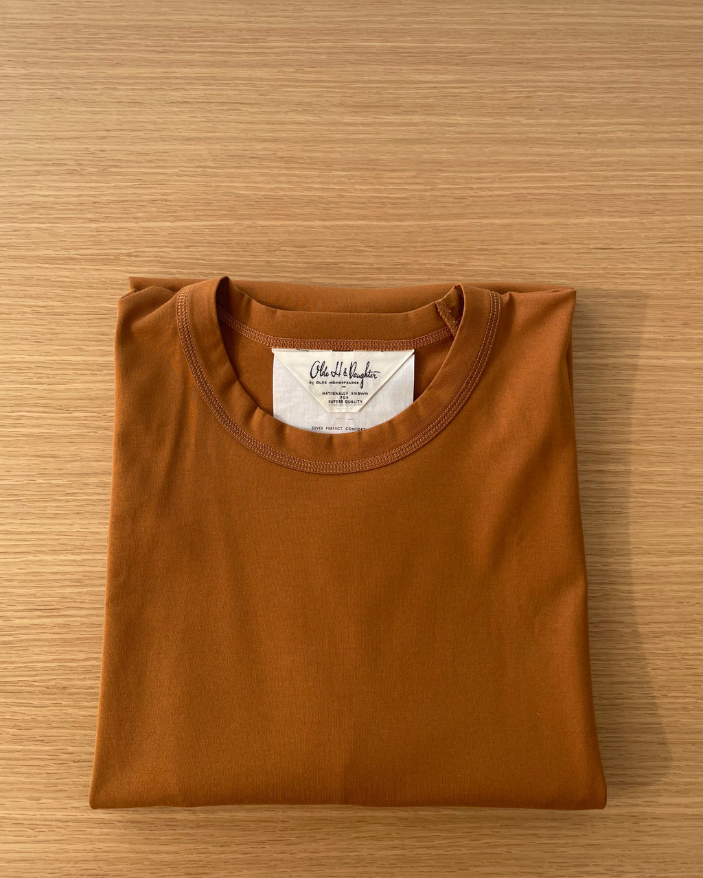 Suvin Plain Stitch Crew Neck Short Sleeve - Brown - Tempo