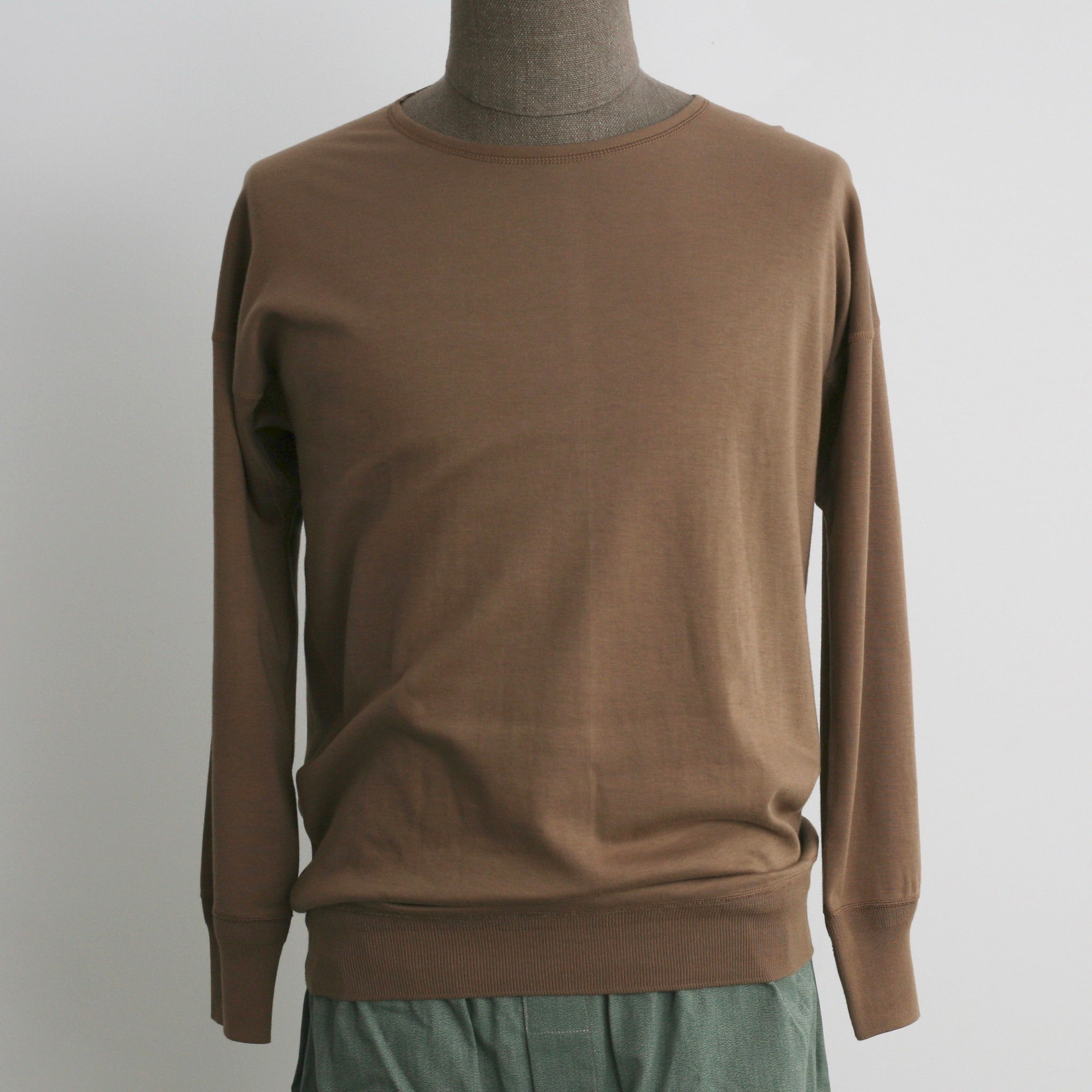 US004 Crew Neck Long Sleeve in Rustic Brown - Tempo