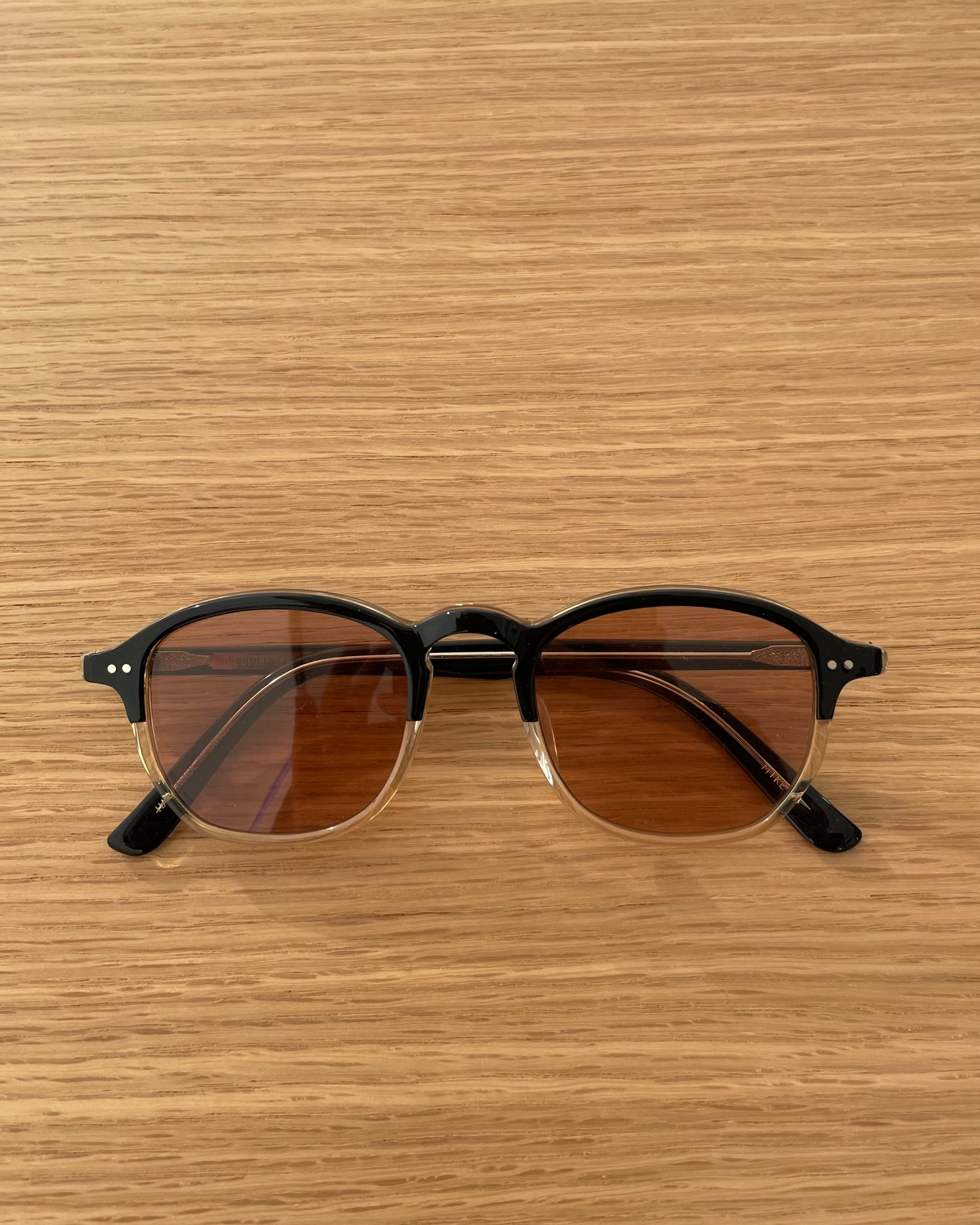 O. J. Globe Specs Optical Co. | Tempo