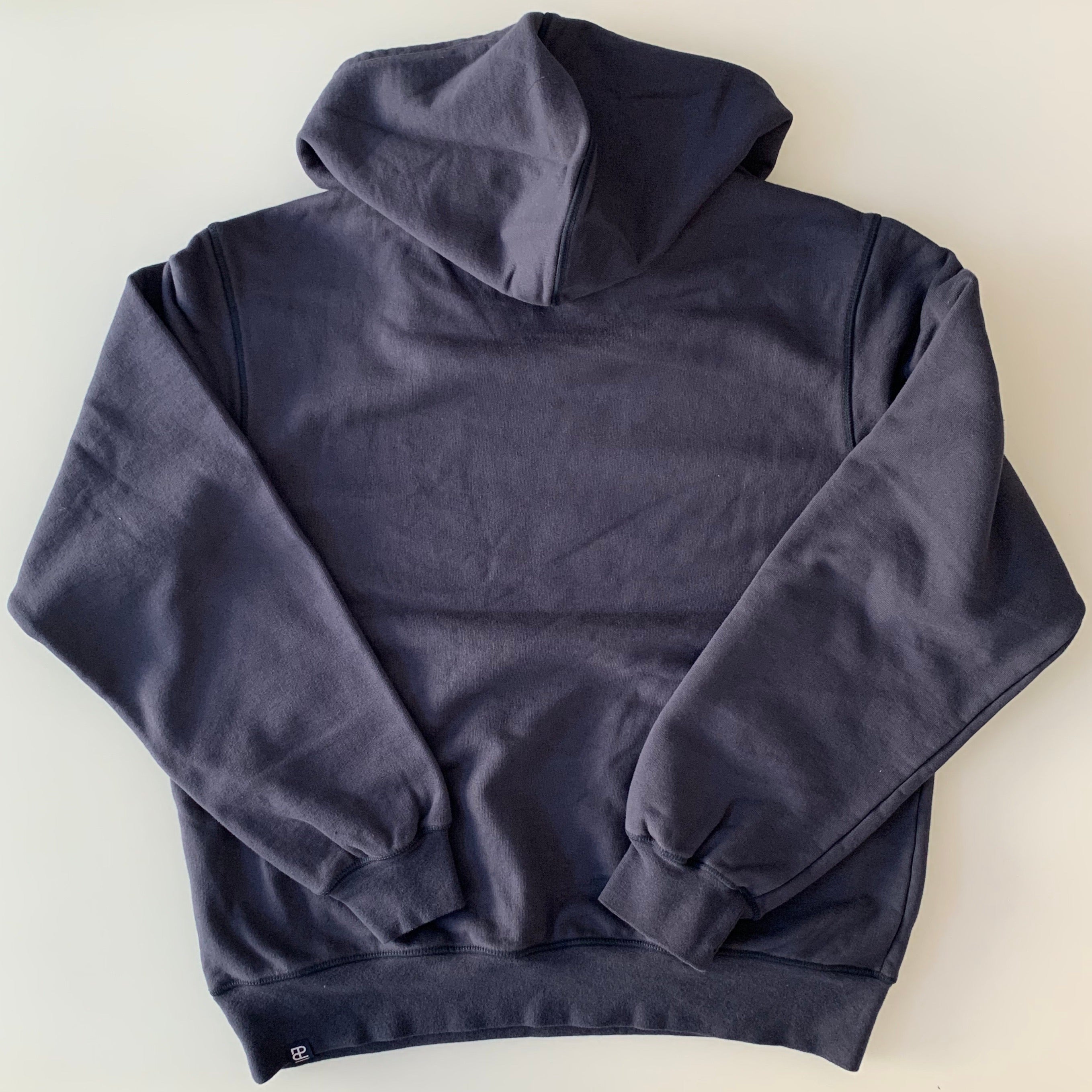 Hooded Sweatshirt in Navy - Tempo