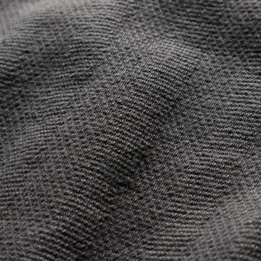 Vintage Jacquard Knit V-Gusset Sweatshirt in Antique Black - Tempo