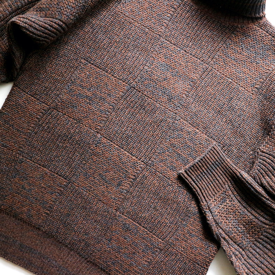 Merino Super Lamb Switch-Panel Turtleneck Sweater in Mix-Brown